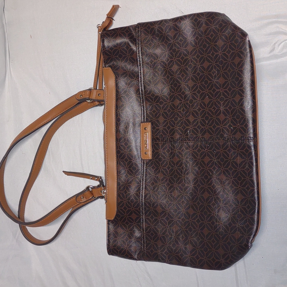 Rosetti purse in excellent condition